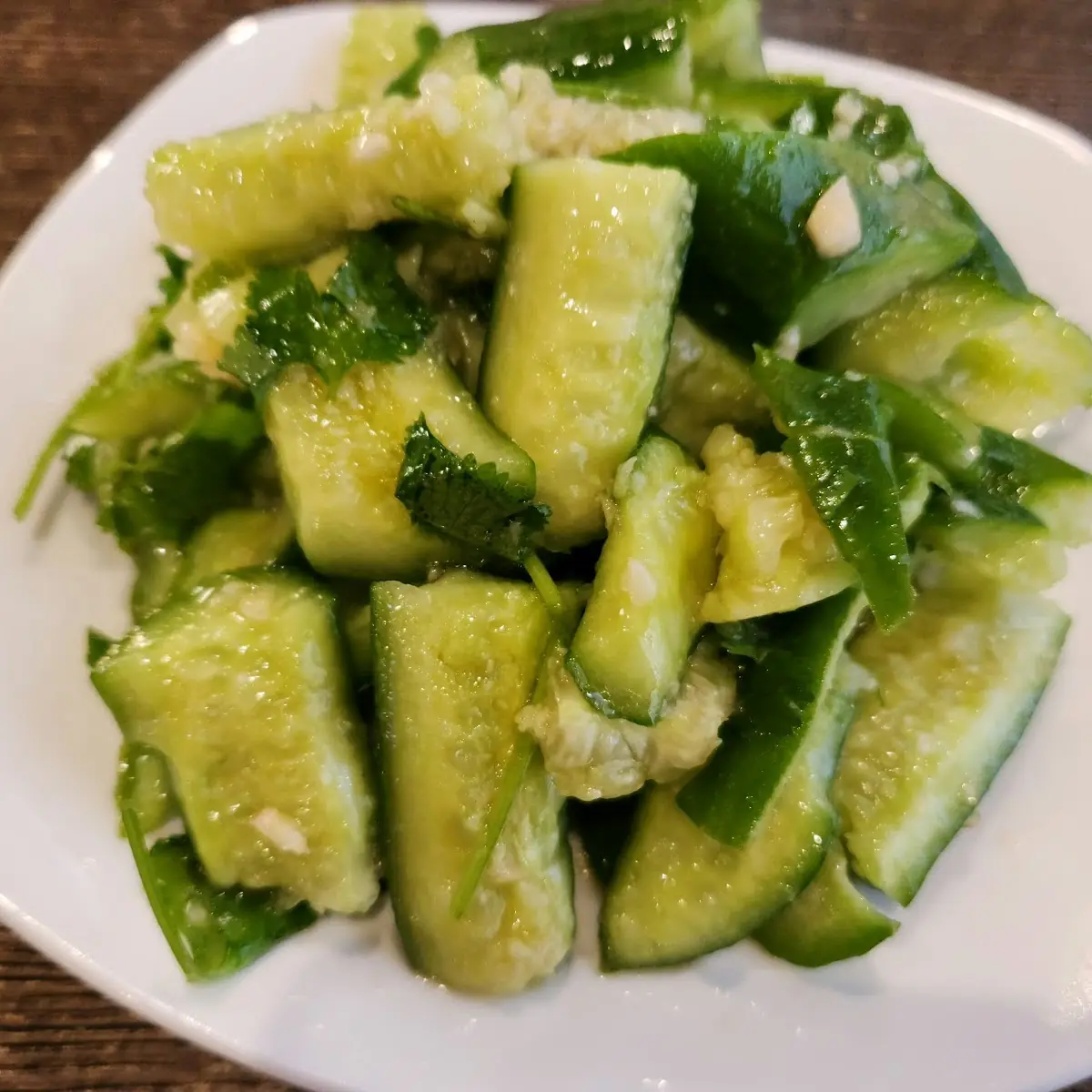 拍黃瓜 cucumber salad